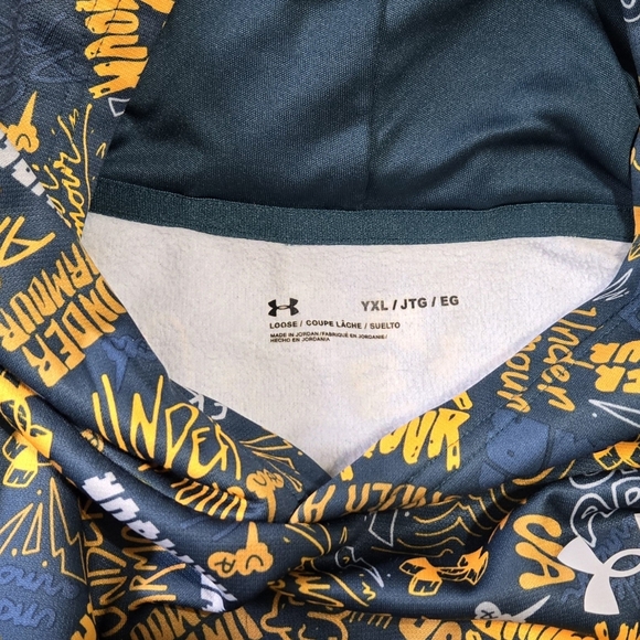 Under Armour Hoodie, Youth XL - Picture 2 of 2